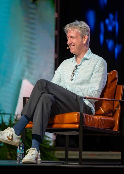 Dr. Peter Klaver solo on stage