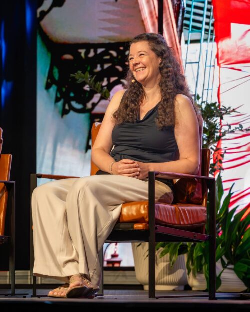 Silvia Hengartner solo on stage